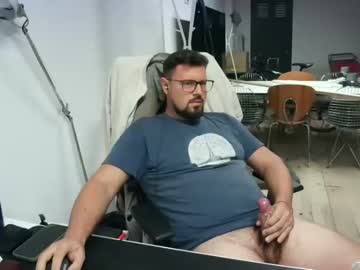 [04-10-23] sky_walker69 video from Chaturbate.com