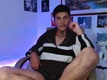 [08-09-23] baby_gio record show with toys from Chaturbate