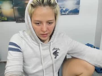 [05-11-24] fanny_18 record blowjob video from Chaturbate