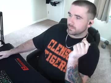 [28-04-23] thickboi170970 show with toys from Chaturbate