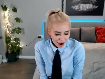 [12-08-22] karapretty cam show from Chaturbate