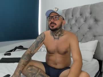[01-08-23] jhonny_bigdick record private sex show from Chaturbate