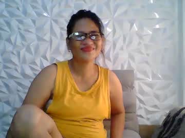 [23-10-23] amazing_angel22 show with toys from Chaturbate.com