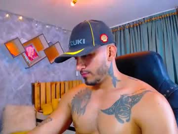 andymichaell05 chaturbate