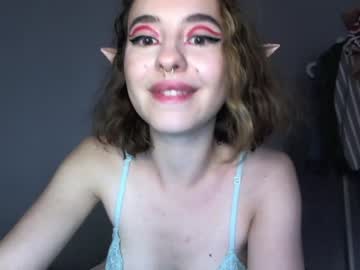 aliceholiday_ chaturbate