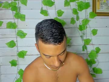 [24-11-23] danilozambrano show with toys from Chaturbate