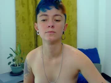 [18-04-23] blue_jr record video with toys from Chaturbate.com