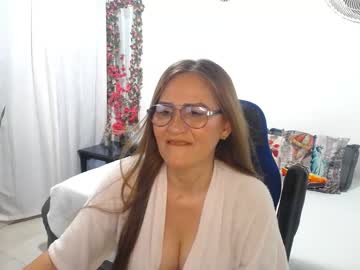 [24-05-24] bella_ghisell video with dildo from Chaturbate