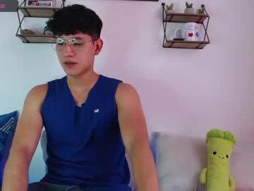 [12-09-23] jsebas_090 record blowjob show