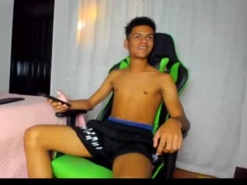 [16-06-23] mau_smith private show from Chaturbate