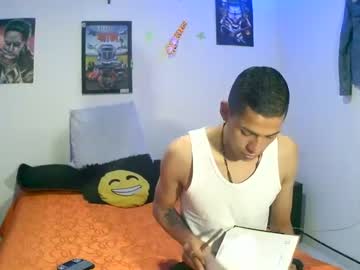 [07-01-23] cristofergomez3 chaturbate video with dildo