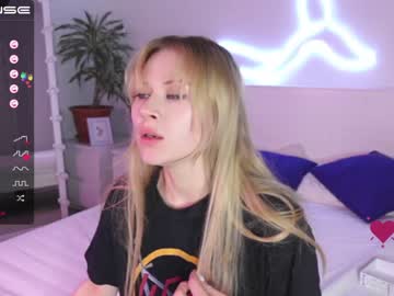 [18-03-23] delina_levis public show from Chaturbate