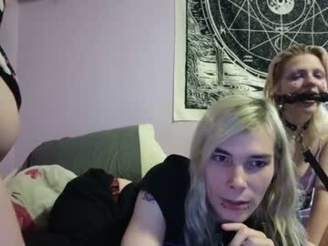 [21-06-23] polyhouseofgays webcam