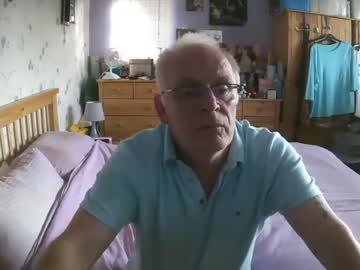 [21-05-23] bronzegrass video from Chaturbate.com