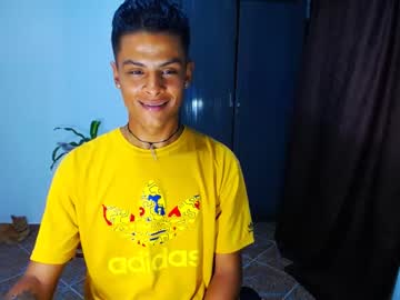 [10-01-22] mathew_clark_ record public show from Chaturbate