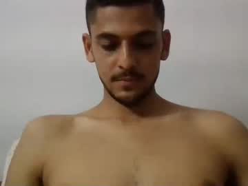 [08-08-22] flav26951 public webcam from Chaturbate.com