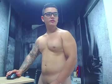 [30-12-22] branmusclest premium show video from Chaturbate
