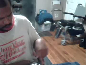 [20-06-22] freakonwheels69 public webcam video from Chaturbate.com