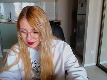 [04-09-23] horney_audrey record video with dildo from Chaturbate