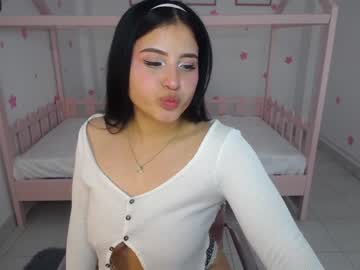[02-05-23] ivoone1_ch record cam video from Chaturbate.com