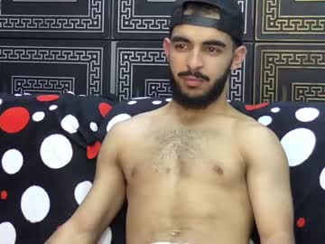 [27-01-22] zeusbig21 public webcam video from Chaturbate