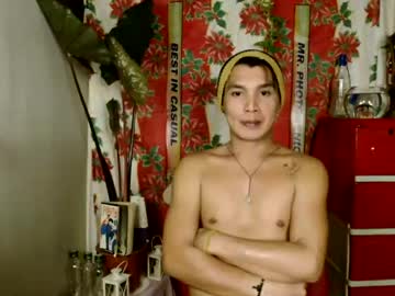 [20-12-23] urbigloadedguy0822 record public show from Chaturbate.com