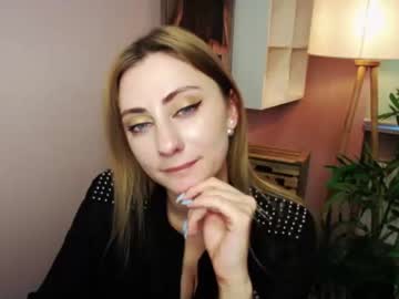 [21-03-22] xperfectlaura record blowjob video from Chaturbate.com