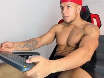 [10-11-23] kenneth_roy private show from Chaturbate