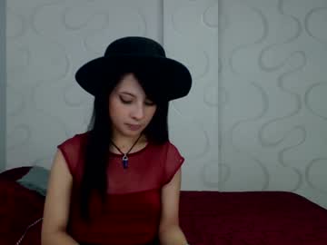 [04-10-22] c_valentonisima_v premium show from Chaturbate