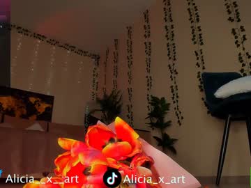 [22-04-24] alicia_x_art video with toys