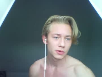 [18-08-22] jackmln public show from Chaturbate.com