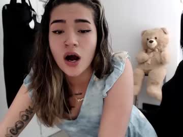 [02-01-22] kitty_violett public show from Chaturbate