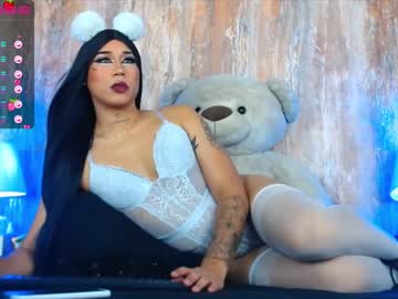 [12-05-22] ambar__butt show with toys from Chaturbate