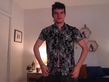 [22-04-22] thomas_anderson_ public show from Chaturbate