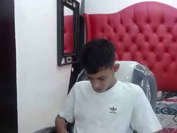 [03-05-23] dannymoore18 private show video from Chaturbate