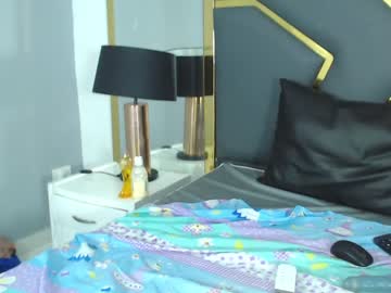 [08-09-22] sophiecollins1 chaturbate toying