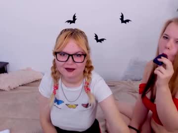 [27-10-22] _zoui_ record show with toys from Chaturbate