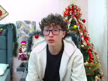 [26-12-23] aron_miller18 chaturbate video with dildo