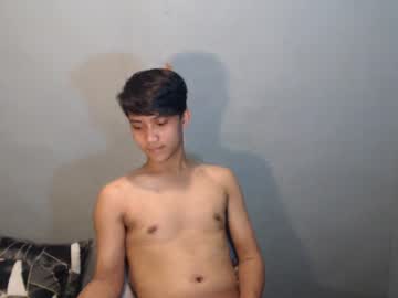 [18-09-23] innocent_neil143 record public show from Chaturbate