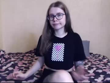[06-08-22] jessy_yng record video with dildo