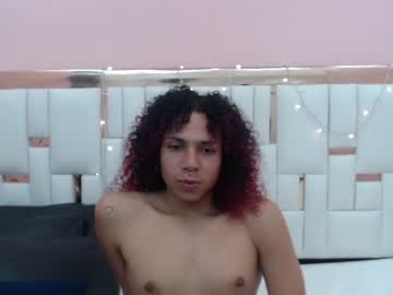 [21-02-23] taylor_ray_ public show video from Chaturbate