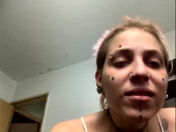 [07-01-22] herbalice cam video from Chaturbate.com