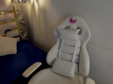 [10-01-24] _mia_diaz_ show with toys from Chaturbate