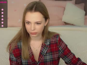 [17-01-22] mira_belllla public show from Chaturbate