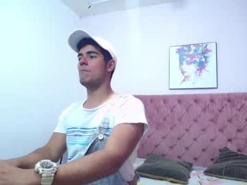 [25-01-22] thomas_russel11 cam show from Chaturbate.com