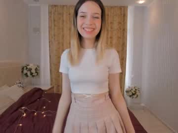 [20-04-23] andreahart public show video from Chaturbate