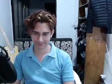 [19-12-22] aron_phiil record public show video from Chaturbate.com