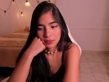 [29-05-22] bety_ public show from Chaturbate