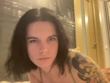 [11-04-22] serenamils record public show from Chaturbate