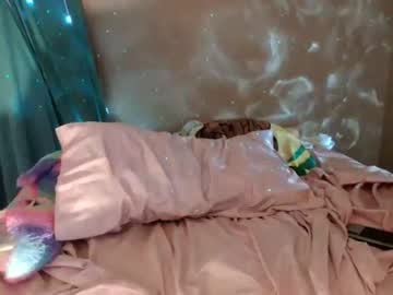 [22-08-22] lilly_yazmine chaturbate blowjob show